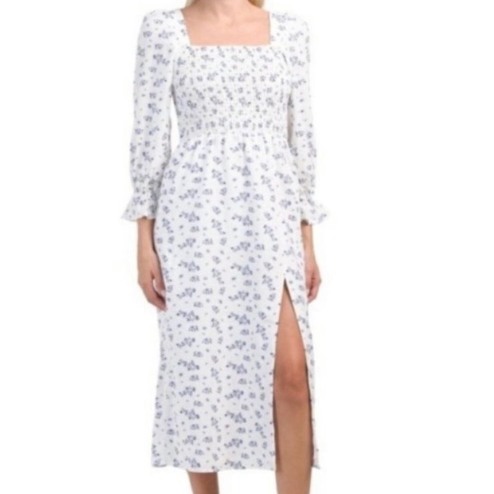 House of Harlow blue and white linen dress